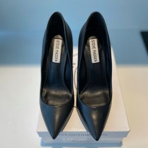 Steve Madden Daisy Pumps Black 6 1/2